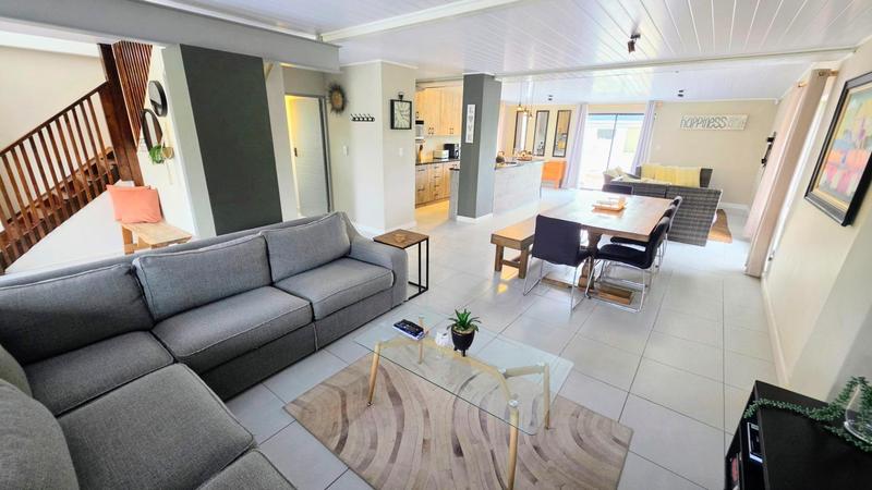 3 Bedroom Property for Sale in Kleinkrantz Western Cape